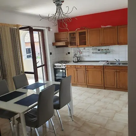 Cintya Apartmán *