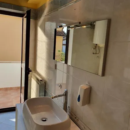 Apartment Cintya *