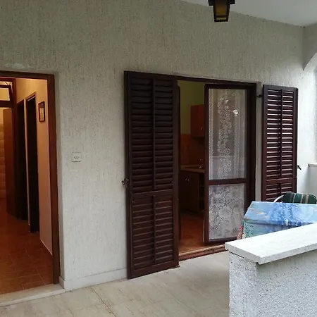 Apartment Cintya